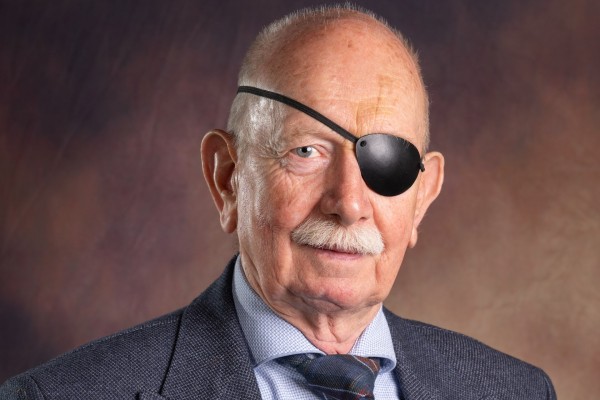 Frederik Nijpjes geridderd.jpg